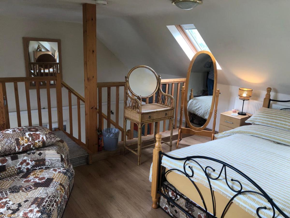 Lake View Romantic Retreat Абъристуит Екстериор снимка
